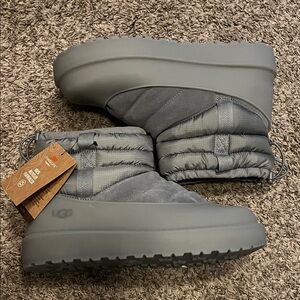 UGG Classic Mini Pull-on Weather